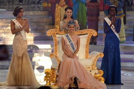 Hoa hậu Philippines Megan Young đã chiến thắng trong đêm chung kết cuộc thi Hoa hậu thế giới 2013  - ảnh 1